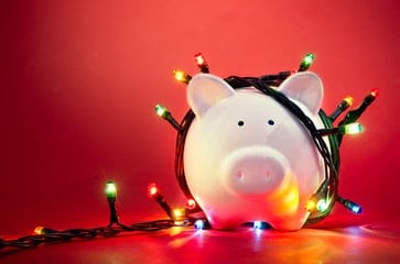 8 Ways To Save Money During The Holiday Season